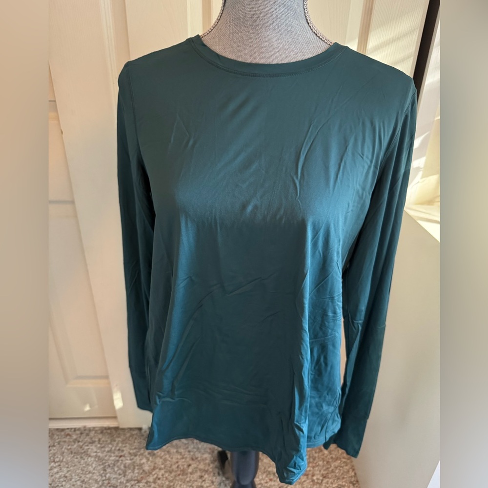 Athleta Forest Green Long Sleeve Tee